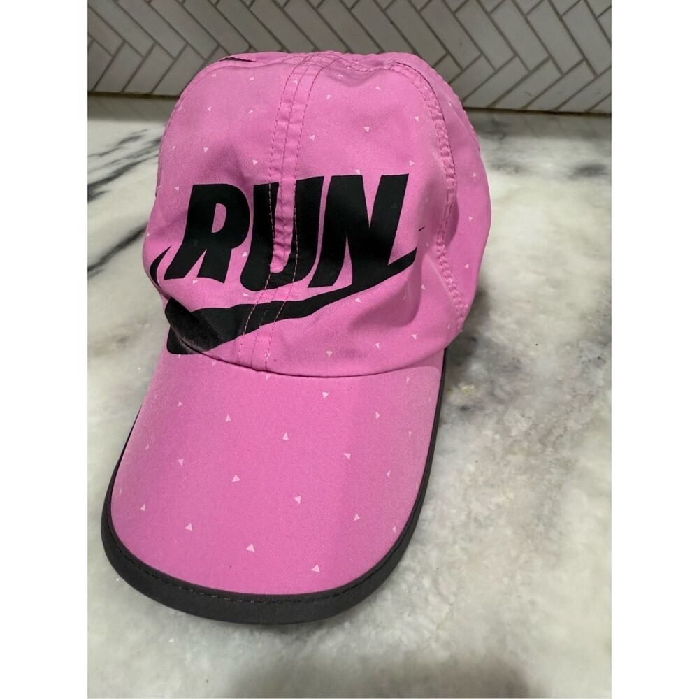 NIKE DRI FIT "RUN" WOMEN'S FEATHERLIGHT RUNNING HAT - ONE SIZE FITS ALL rare pin - Picture 5 of 6